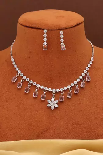 Pink color stone necklace set