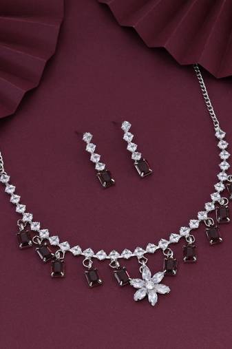 Brown color stone necklace set