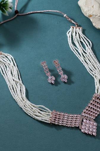 White color stone necklace set