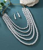 White color puwai necklace set