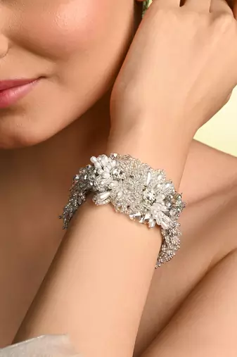 Silver plated pearl festive bracelet