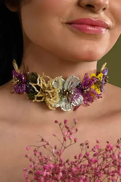 Colourful crystal classic floral choker gold plated