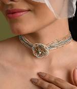 Multicolour flower pearl beaded stone choker