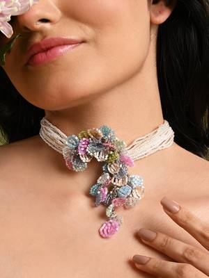 Pearl necklace withcolourful crystal flower bunch pendant 1