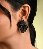 Shaded oval balck and grey stone stud earrings