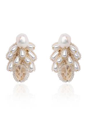 White pearl drop pearl triangle earrings 3