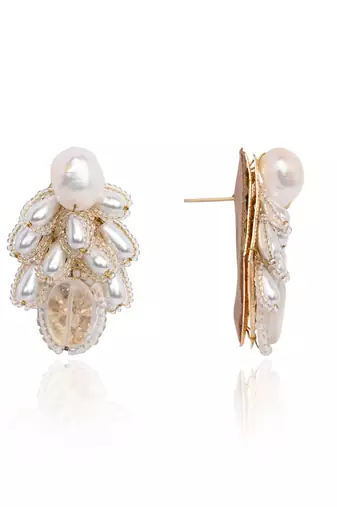 White pearl drop pearl triangle earrings