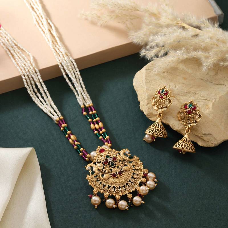 Pink & green color matte gold necklace set