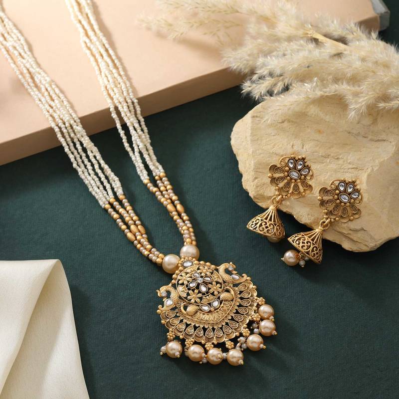 Gold color matte gold necklace set