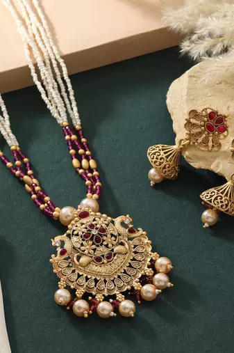 Rani color matte gold necklace set