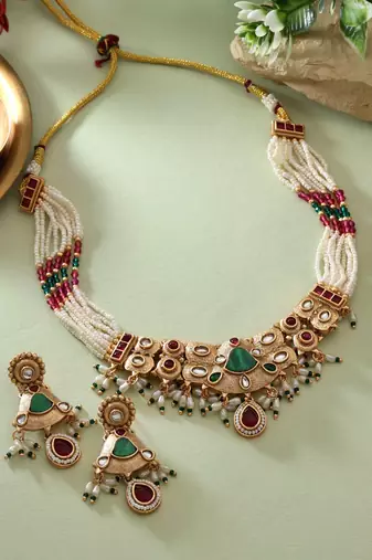 Rani & green color matte gold necklace set