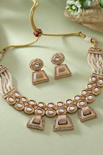 Gold color matte gold necklace set