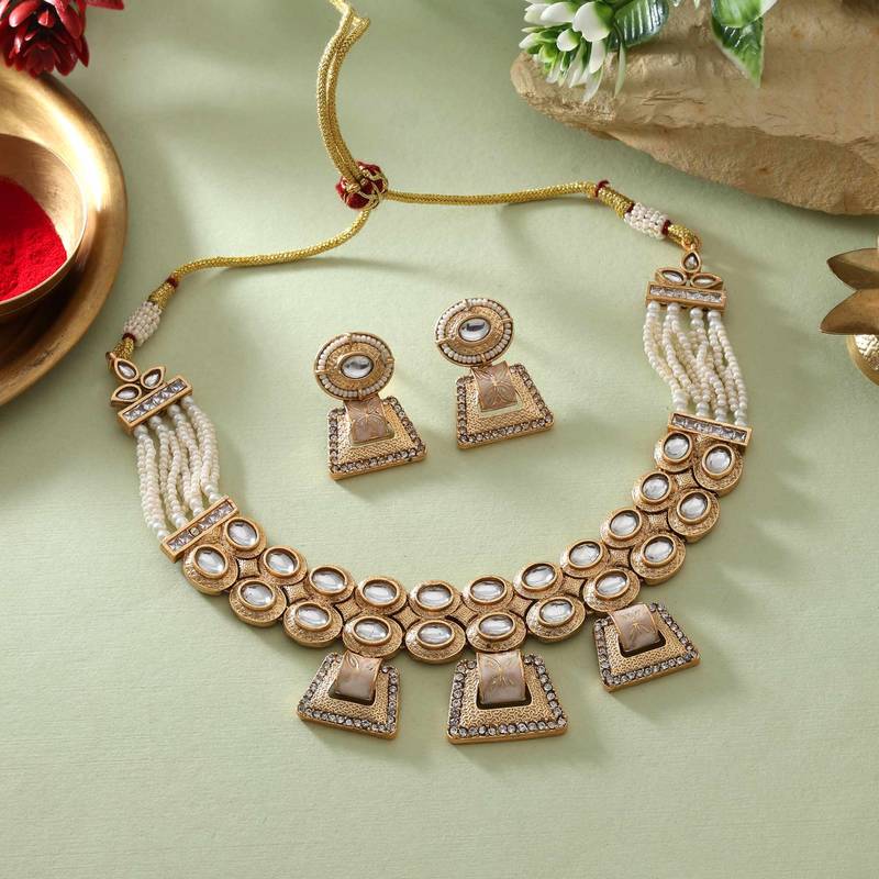Gold color matte gold necklace set