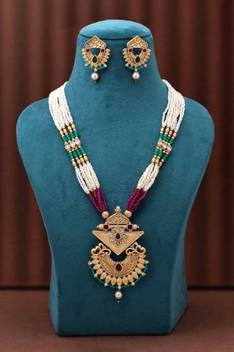 Rani & green color matte gold necklace set