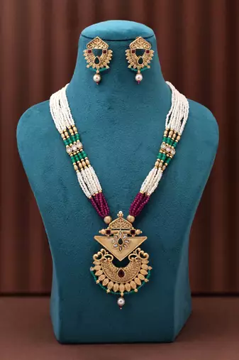 Rani & green color matte gold necklace set