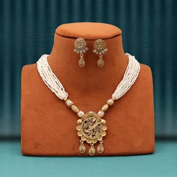 Gold color matte gold necklace set 2