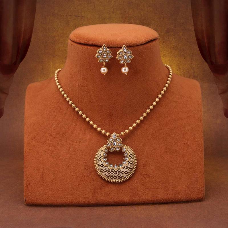 Gold color matte gold necklace set