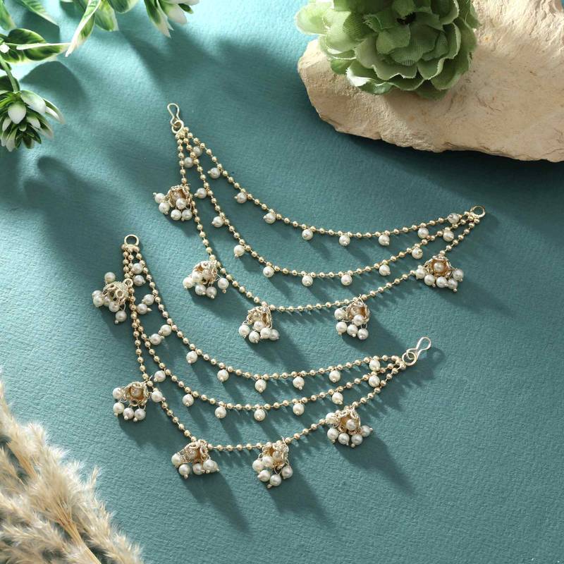 Gold color earrings chain