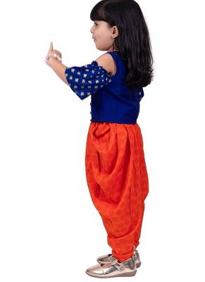 Half sleeves  foil/glitter print top with printed dhoti-blue & orange 3