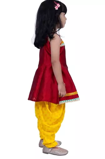 Jacquard  sleeveless placement print top with dhoti-maroon & yellow