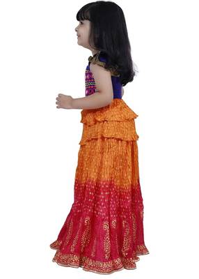 Sleeveless mirror work top with tie & dye lehenga- orange & red 3