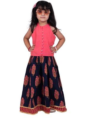 Chanderi woven sleeveless solid top & kalamkari print lehenga-coral &blue 1
