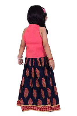 Chanderi woven sleeveless solid top & kalamkari print lehenga-coral &blue 2