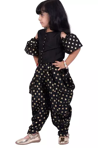 Half sleeves all over printed top with dhoti-black
