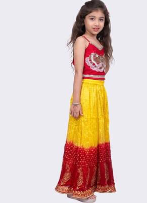 Sleeveless  placement  embroidered  top & tie dye lehenga with dupatta-red & yellow 3