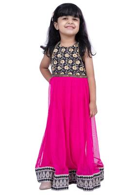 Sleeveless embellished gown-black & pink 1