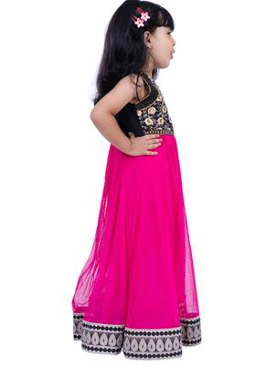 Sleeveless embellished gown-black & pink 3