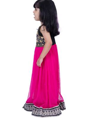Sleeveless embellished gown-black & pink 4