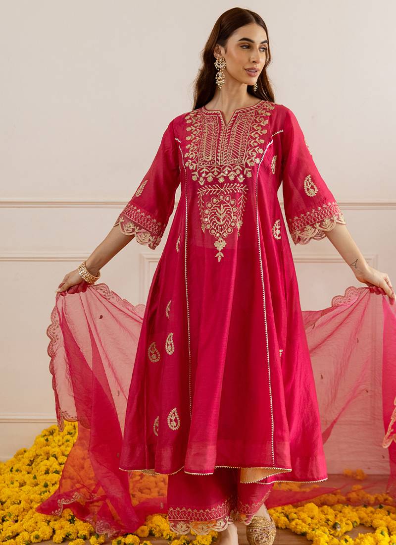 Magenta embroidered chanderi kurta set