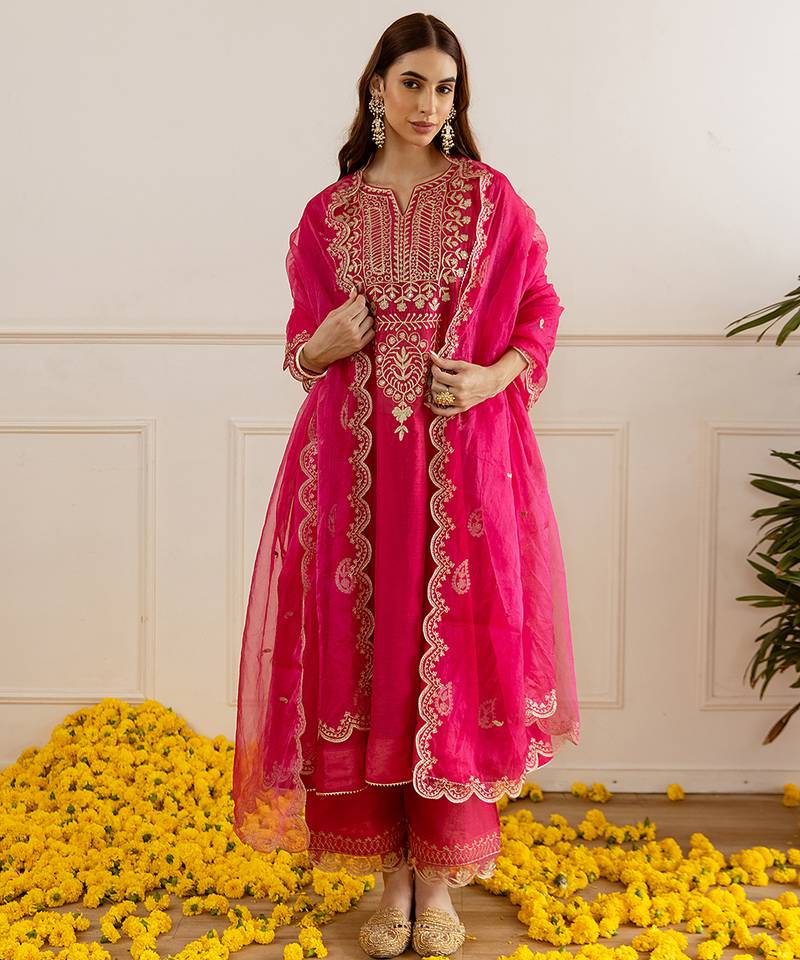 Magenta embroidered chanderi kurta set