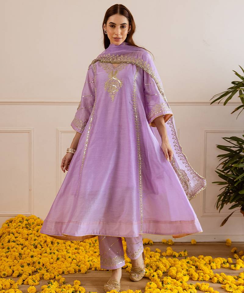 Lilac embroidered chanderi kurta set