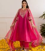 Pink embroidered chanderi kurta set