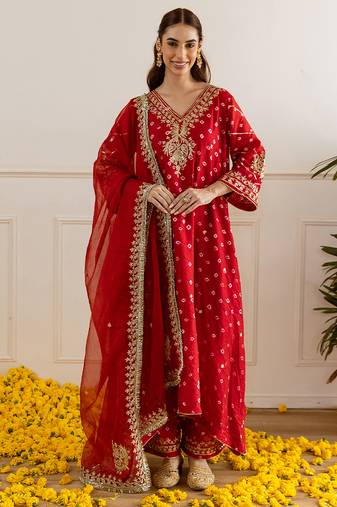 Red embroidered chanderi kurta set