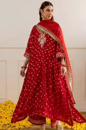 Red embroidered chanderi kurta set