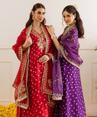 Red embroidered chanderi kurta set 5