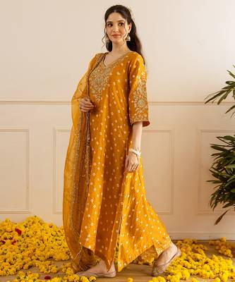 Mustard embroidered chanderi kurta set 3