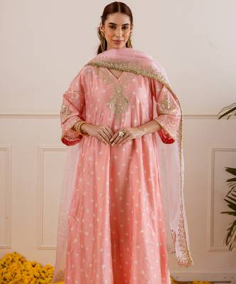 Peach embroidered chanderi kurta set 4