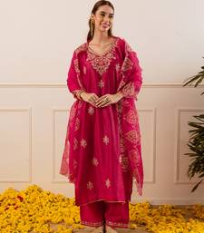Magenta embroidered chanderi kurta set
