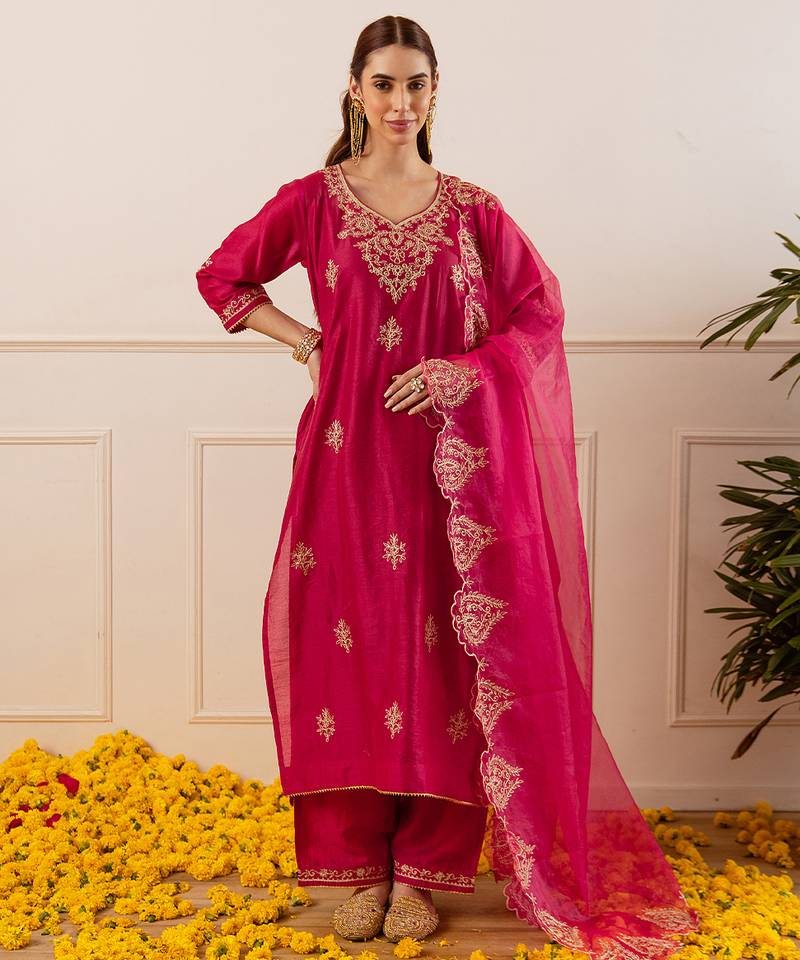 Magenta embroidered chanderi kurta set