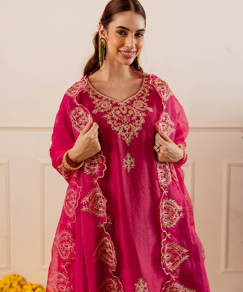 Magenta embroidered chanderi kurta set