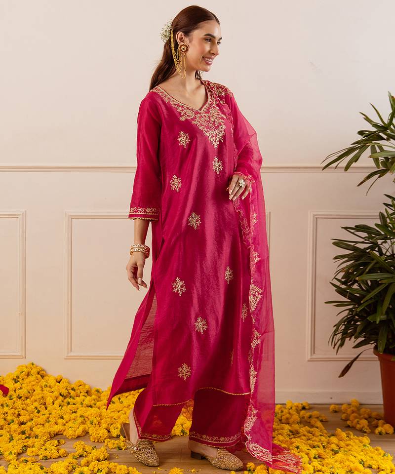 Magenta embroidered chanderi kurta set