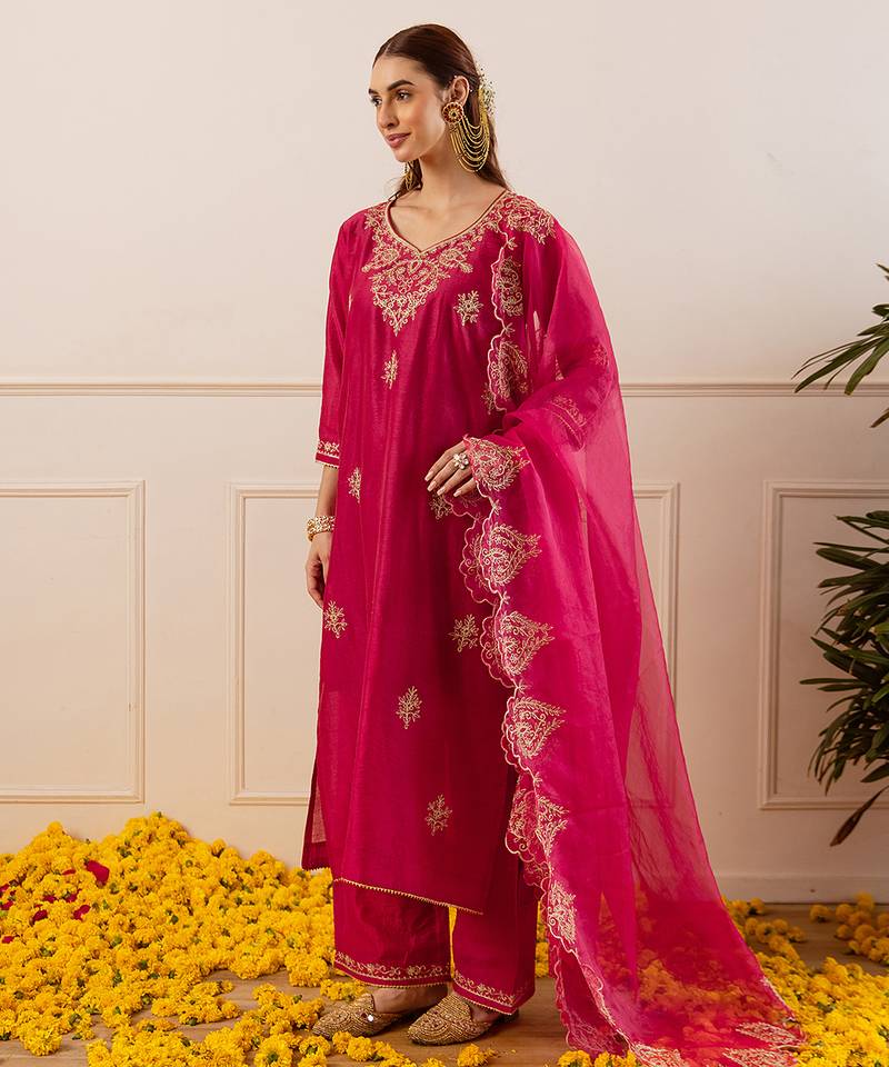Magenta embroidered chanderi kurta set