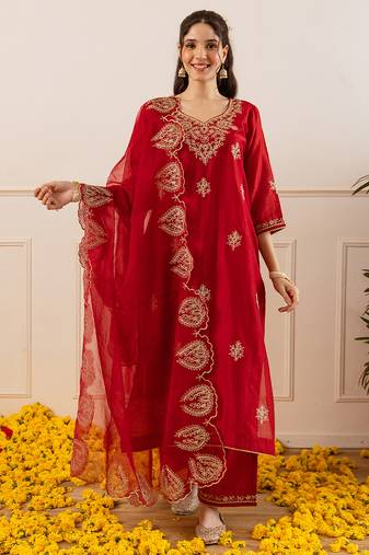 Red embroidered chanderi kurta set