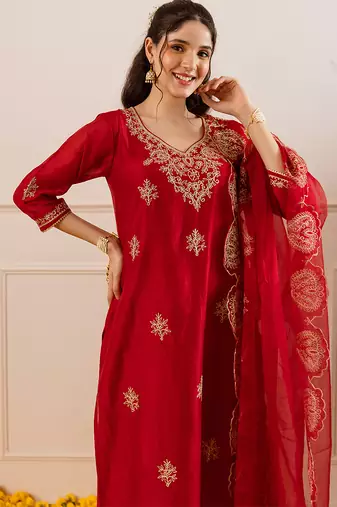 Red embroidered chanderi kurta set
