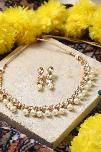 Kundan necklace set for wedding