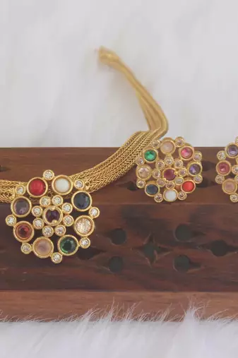 Matte finish navaratna necklace set